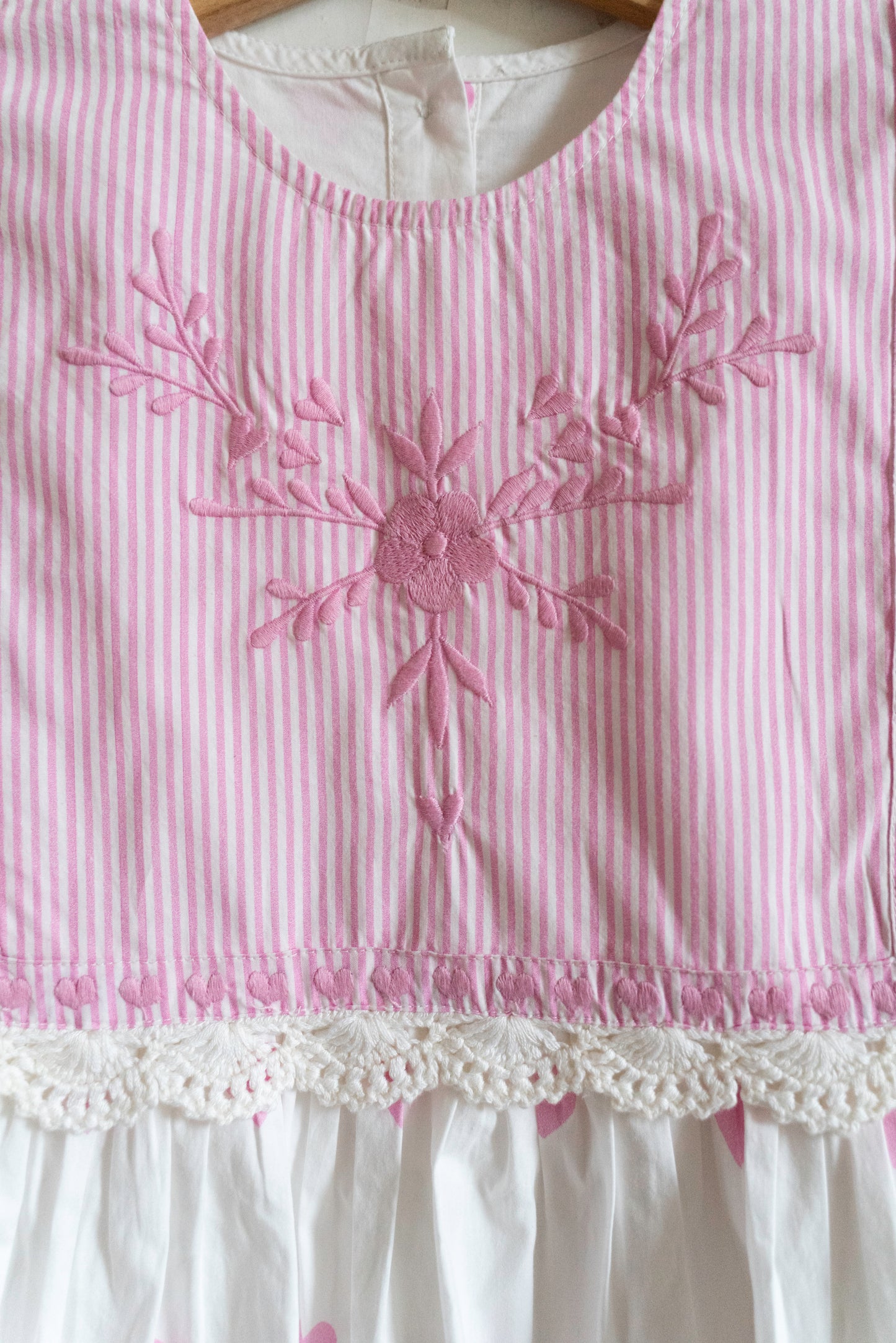 Robe Magdalena cœurs roses